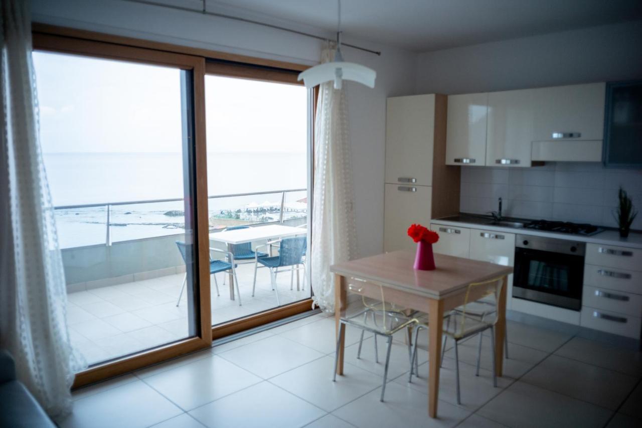 Residence Lungomare Porto Torres Dış mekan fotoğraf